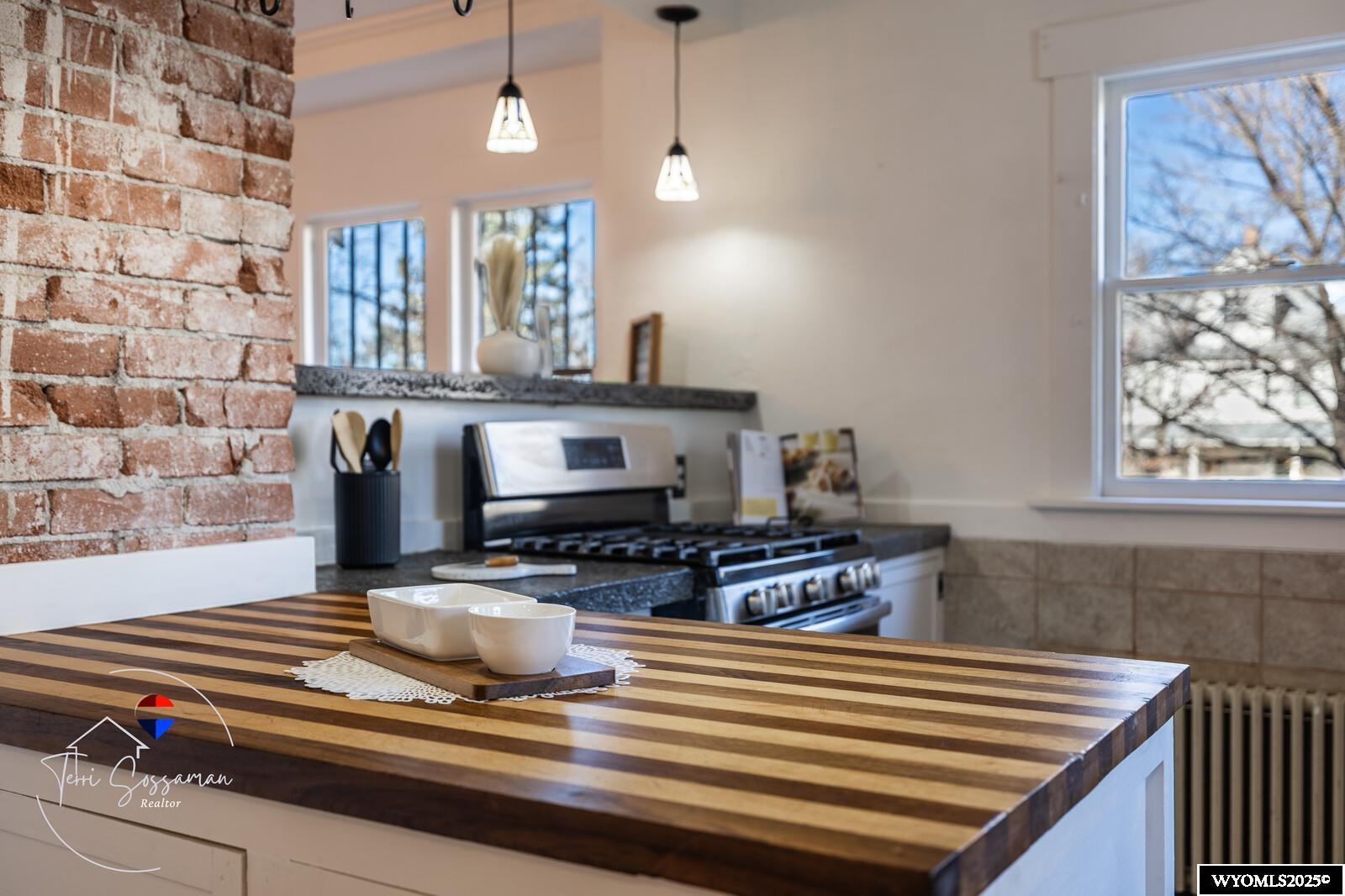 1007 South Wolcott Street Casper, WY 82601 - Photo 13 of 42