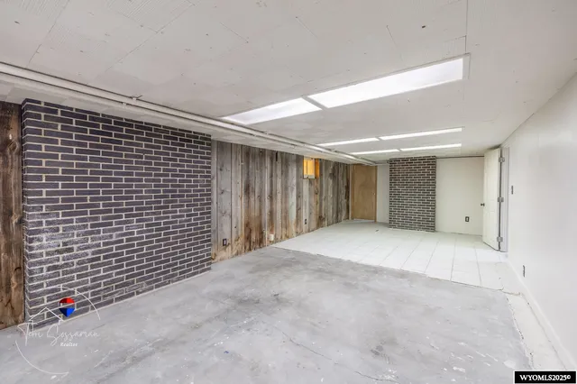 $455,000 | 1007 South Wolcott Street, Casper, WY 82601