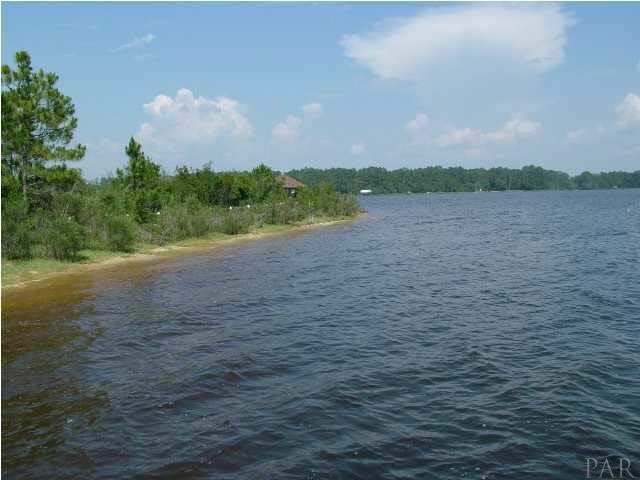 7854 Petersen Point Road Milton, FL 32583 - Photo 18 of 24 Gallery Image 18