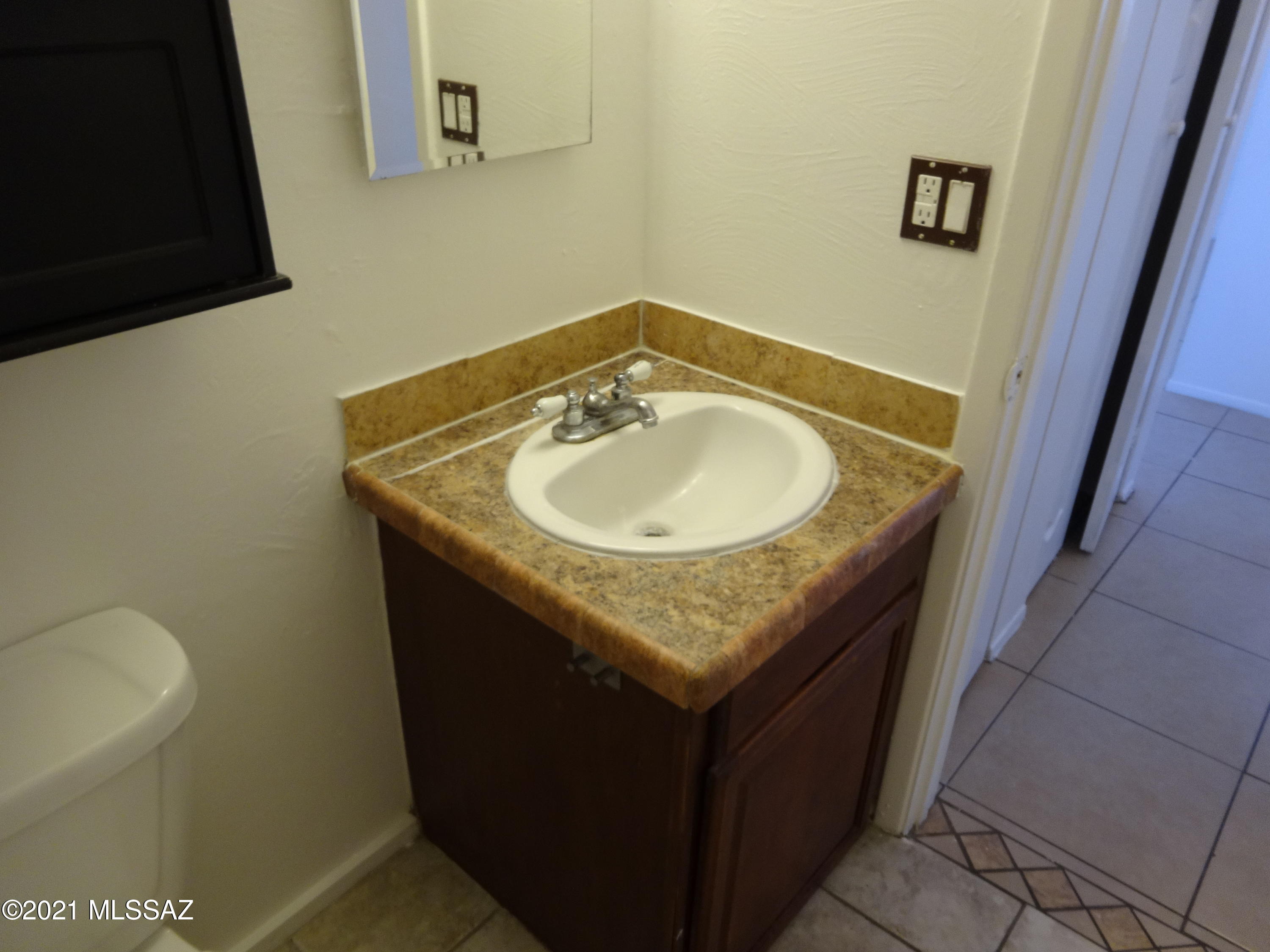 3924 North Pomona Road Tucson, AZ 85705 - Photo 19 of 37 Gallery Image 19