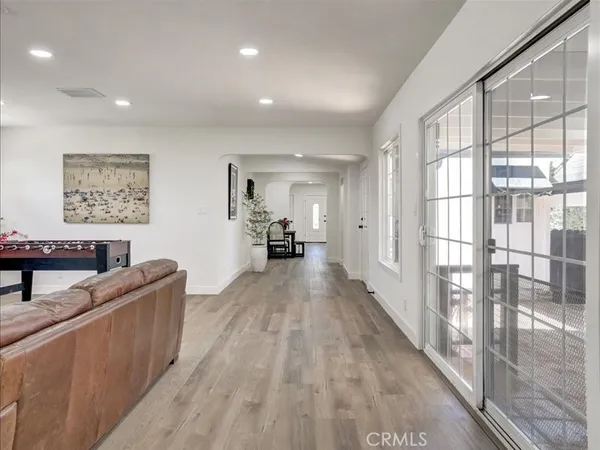 $4,950 | 323 North Janss Street, Anaheim, CA 92805