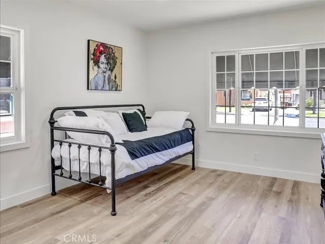 $5,500 | 323 North Janss Street, Anaheim, CA 92805