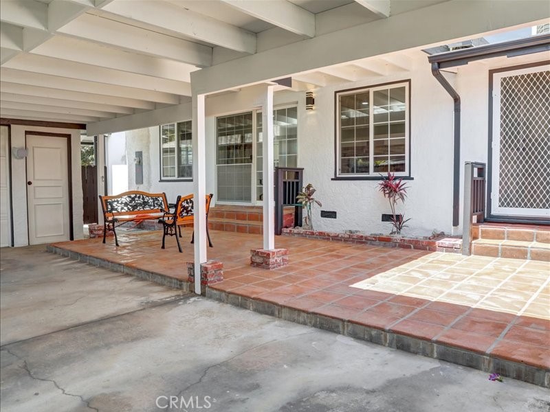 323 North Janss Street Anaheim, CA 92805 - Photo 36 of 39 Patio