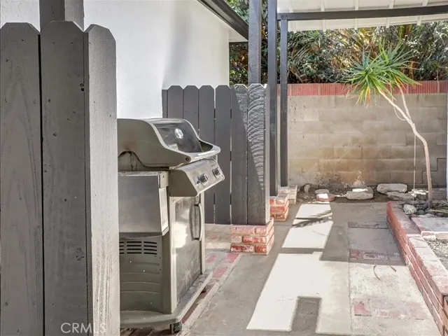 $5,500 | 323 North Janss Street, Anaheim, CA 92805