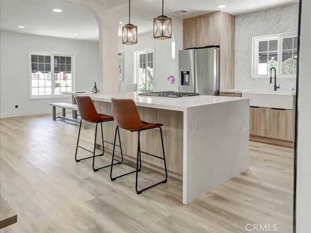 $5,500 | 323 North Janss Street, Anaheim, CA 92805