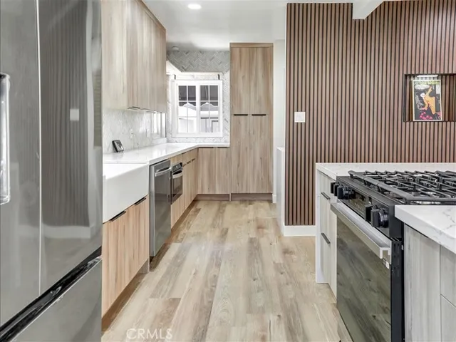 $5,500 | 323 North Janss Street, Anaheim, CA 92805