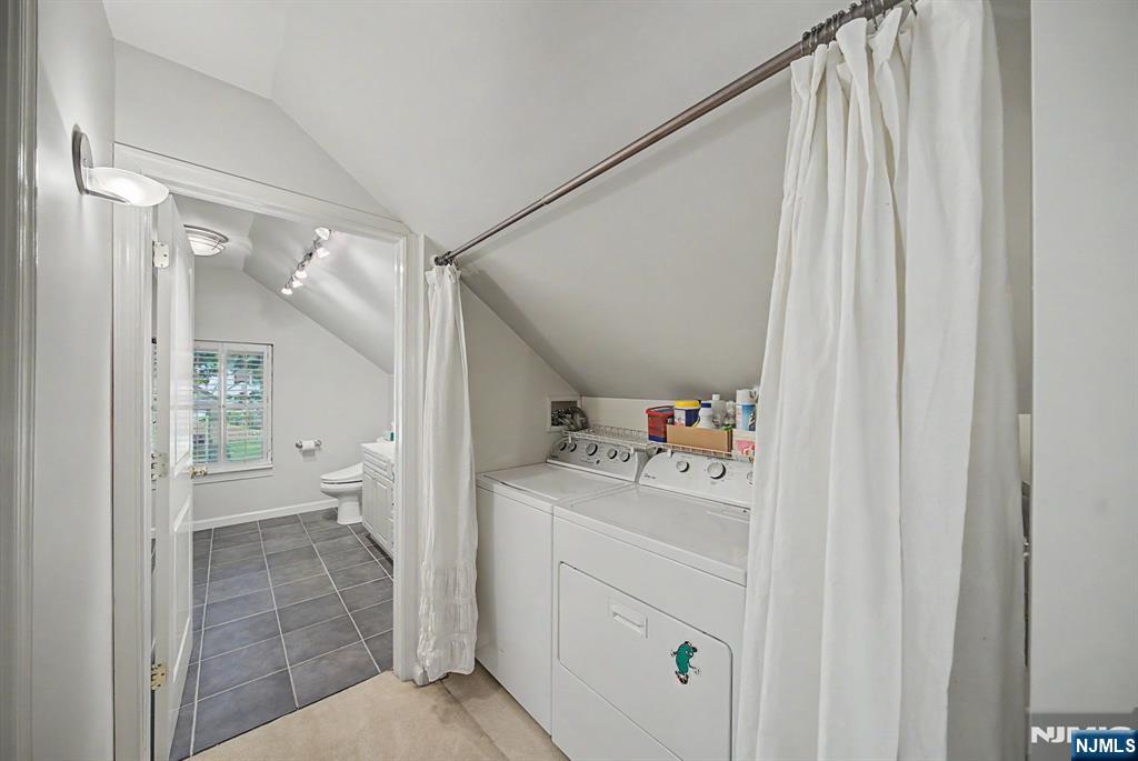 409 Ridge Road Dayton, NJ 08810 - Photo 34 of 36 Gallery Image 34