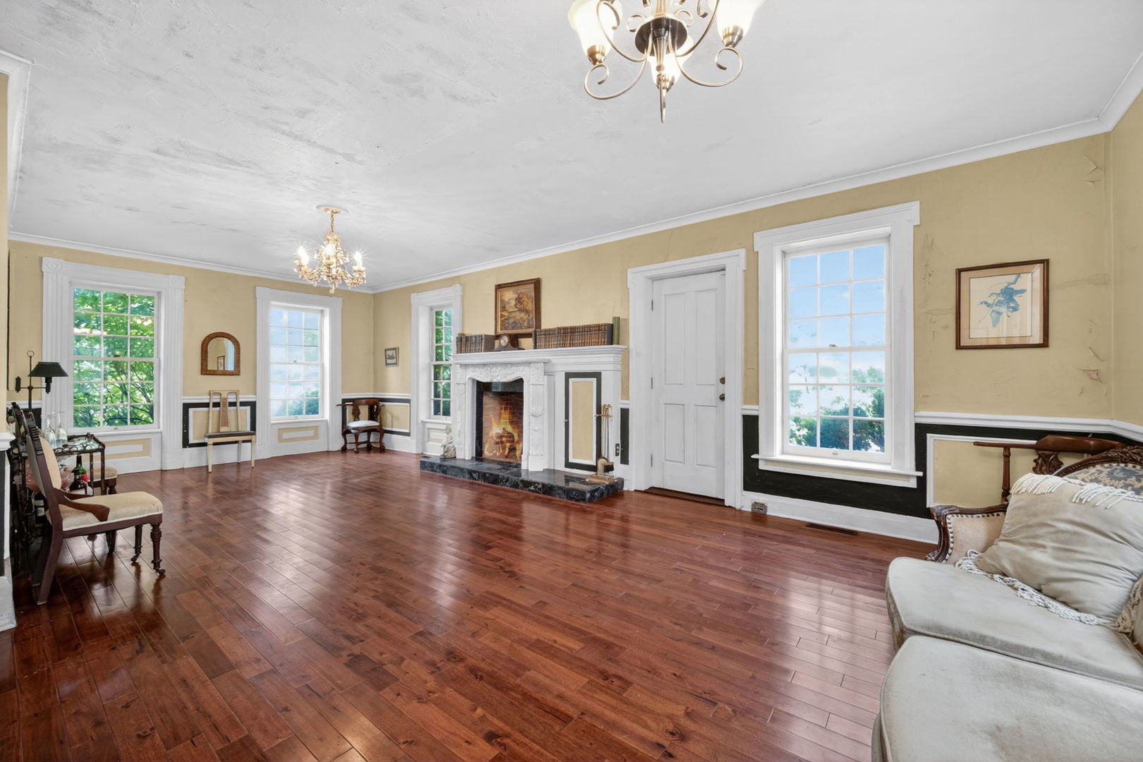 36W927 Red Gate Road St. Charles, IL 60175 - Photo 17 of 47