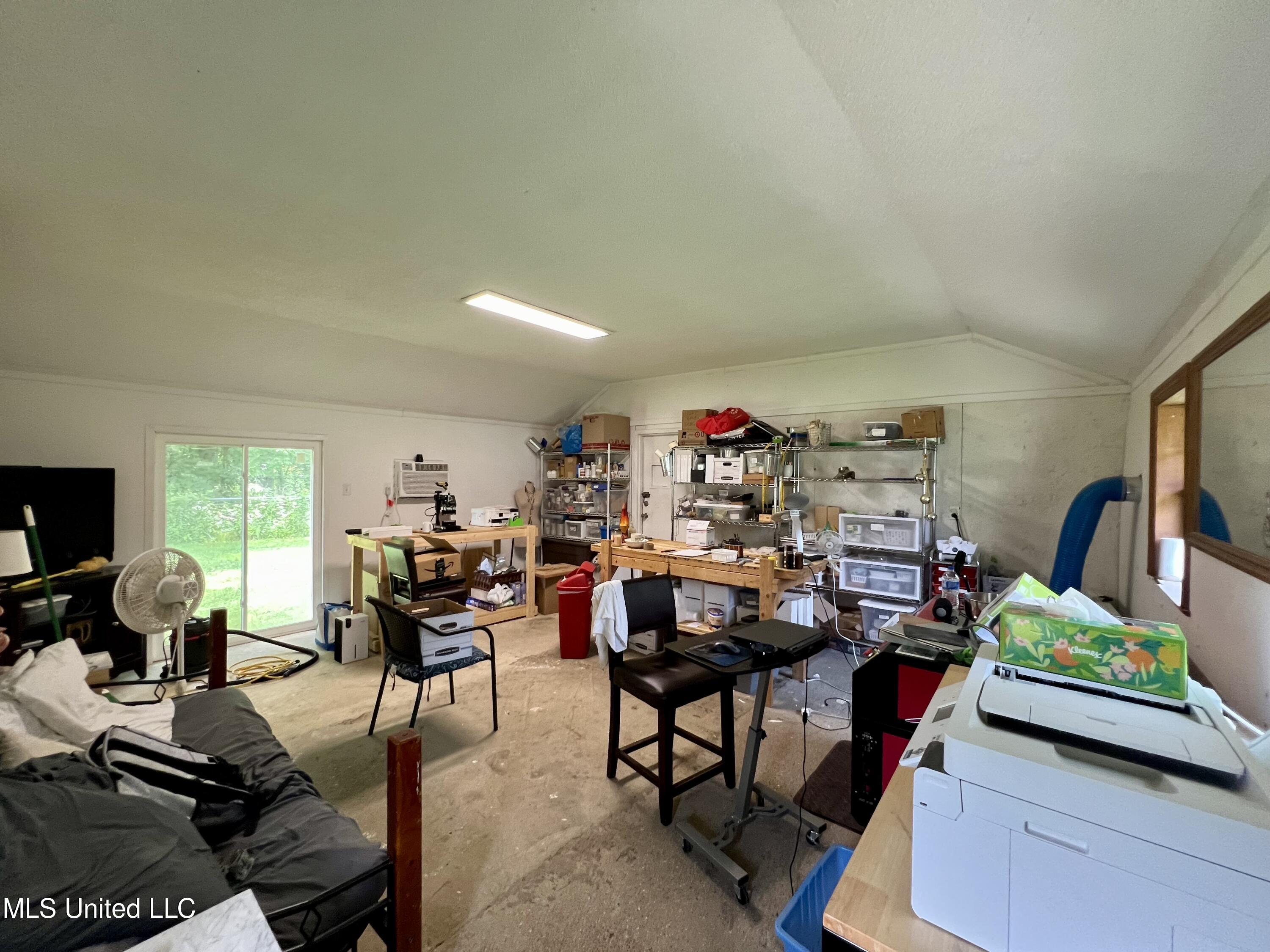 217 Yates Road Byhalia, MS 38611 - Photo 31 of 40 Workshop 68