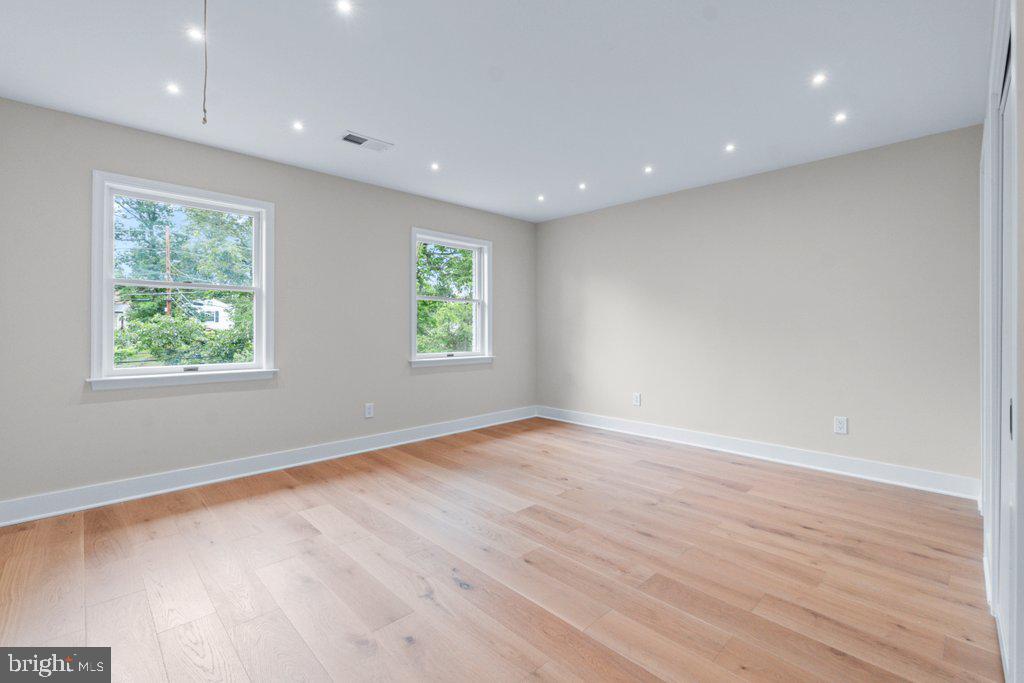 6002 Onondaga Road Bethesda, MD 20816 - Photo 56 of 70