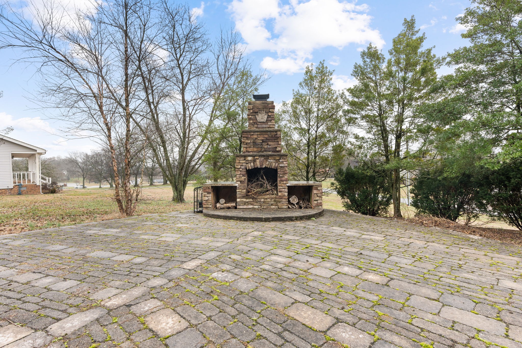 121 Ridgemar Trail Hendersonville, TN 37075 - Photo 32 of 46 a view of a yard with a fountain