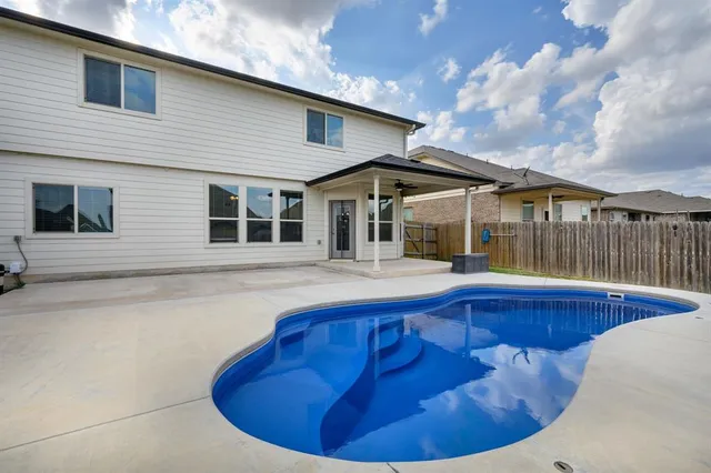 $435,000 | 3212 Keathley Drive, Lorena, TX 76655