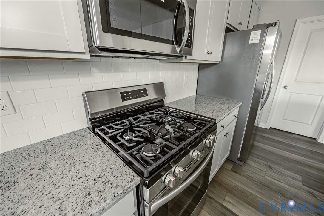 6467 Fennec Run Moseley, VA 23120 - Photo 17 of 50