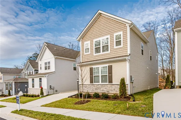 $2,995 | 6467 Fennec Run, Moseley, VA 23120