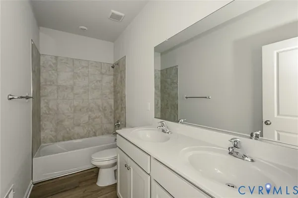 $2,995 | 6467 Fennec Run, Moseley, VA 23120