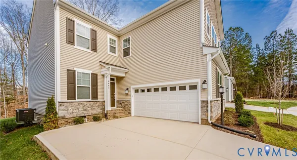 $2,995 | 6467 Fennec Run, Moseley, VA 23120