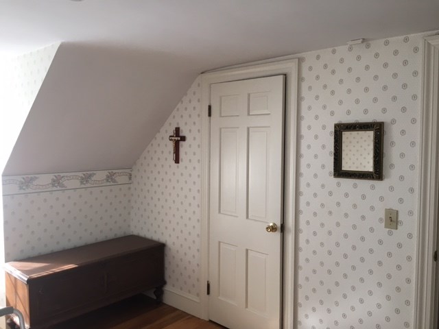 187 Lyndon Road Cranston, RI 02905 - Photo 11 of 17 Gallery Image 11