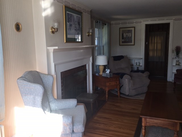187 Lyndon Road Cranston, RI 02905 - Photo 13 of 17 Gallery Image 13