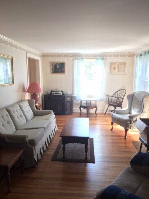 187 Lyndon Road Cranston, RI 02905 - Photo 5 of 17 Gallery Image 5