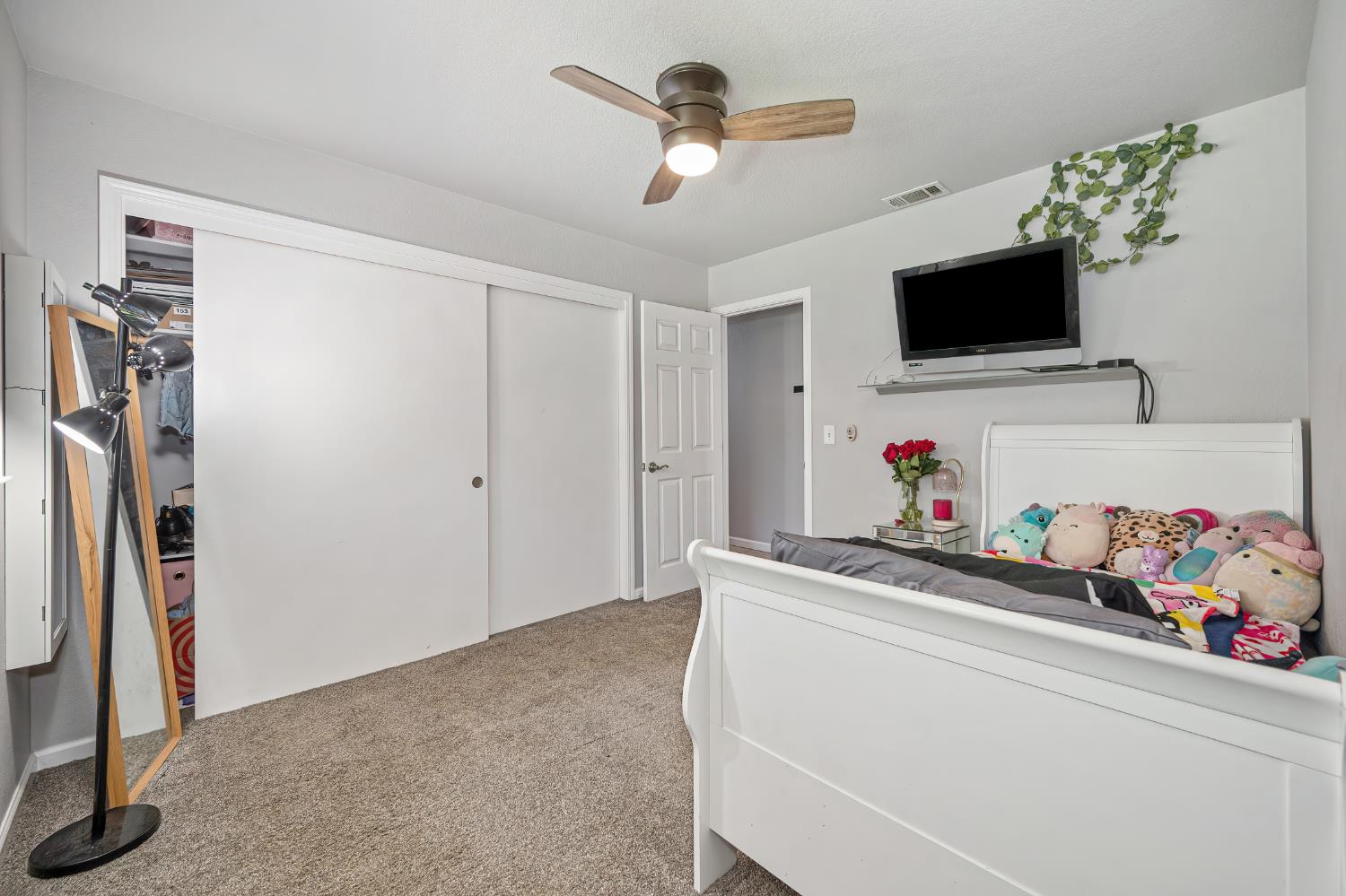 7806 Antelope Road Citrus Heights, CA 95610 - Photo 45 of 99 Gallery Image 45