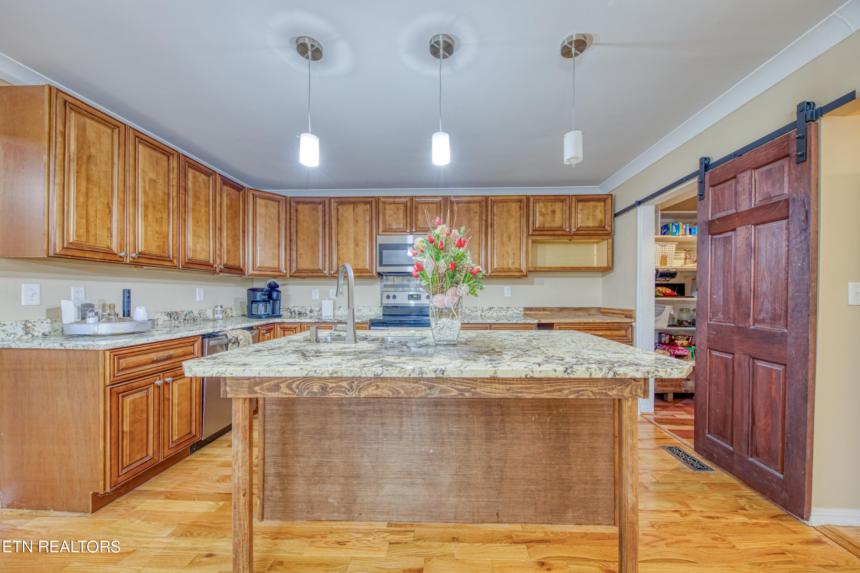 635 Corntassel Road Vonore, TN 37885 - Photo 13 of 46 0H3A9503_7