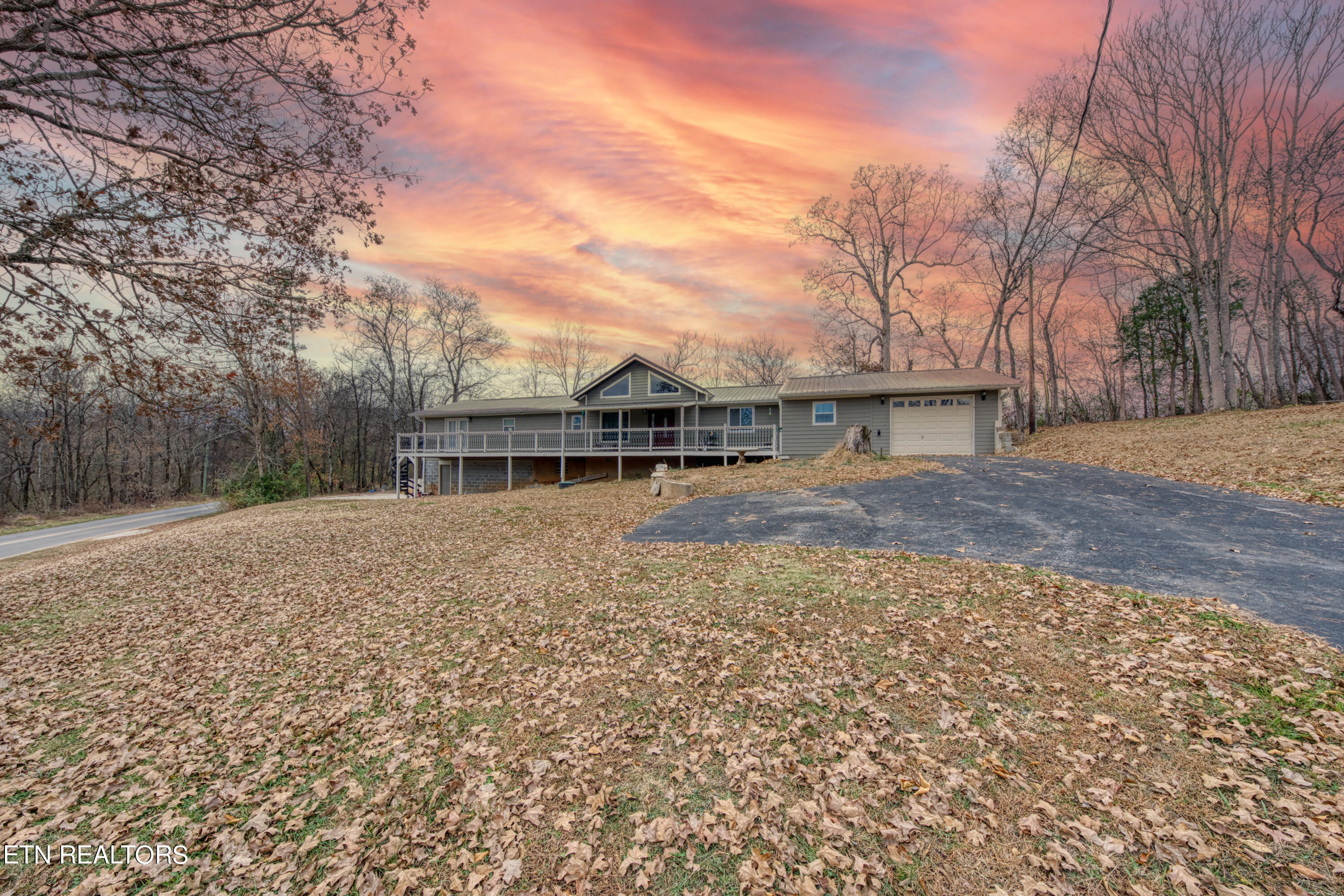 635 Corntassel Road Vonore, TN 37885 - Photo 4 of 46 0H3A9623_30 copy