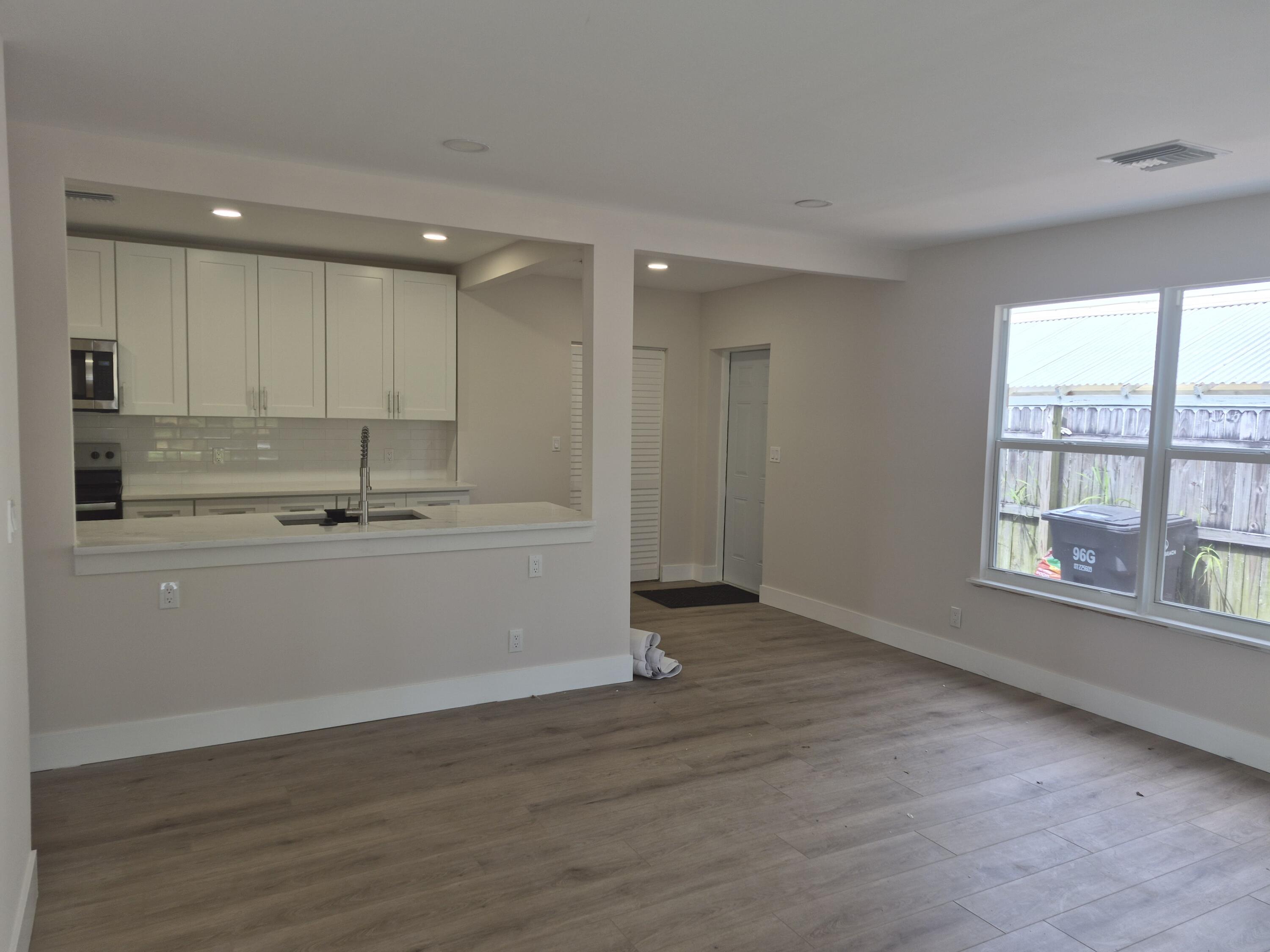 707 Hampton Road West Palm Beach, FL 33405 - Photo 9 of 30 20260513_112616