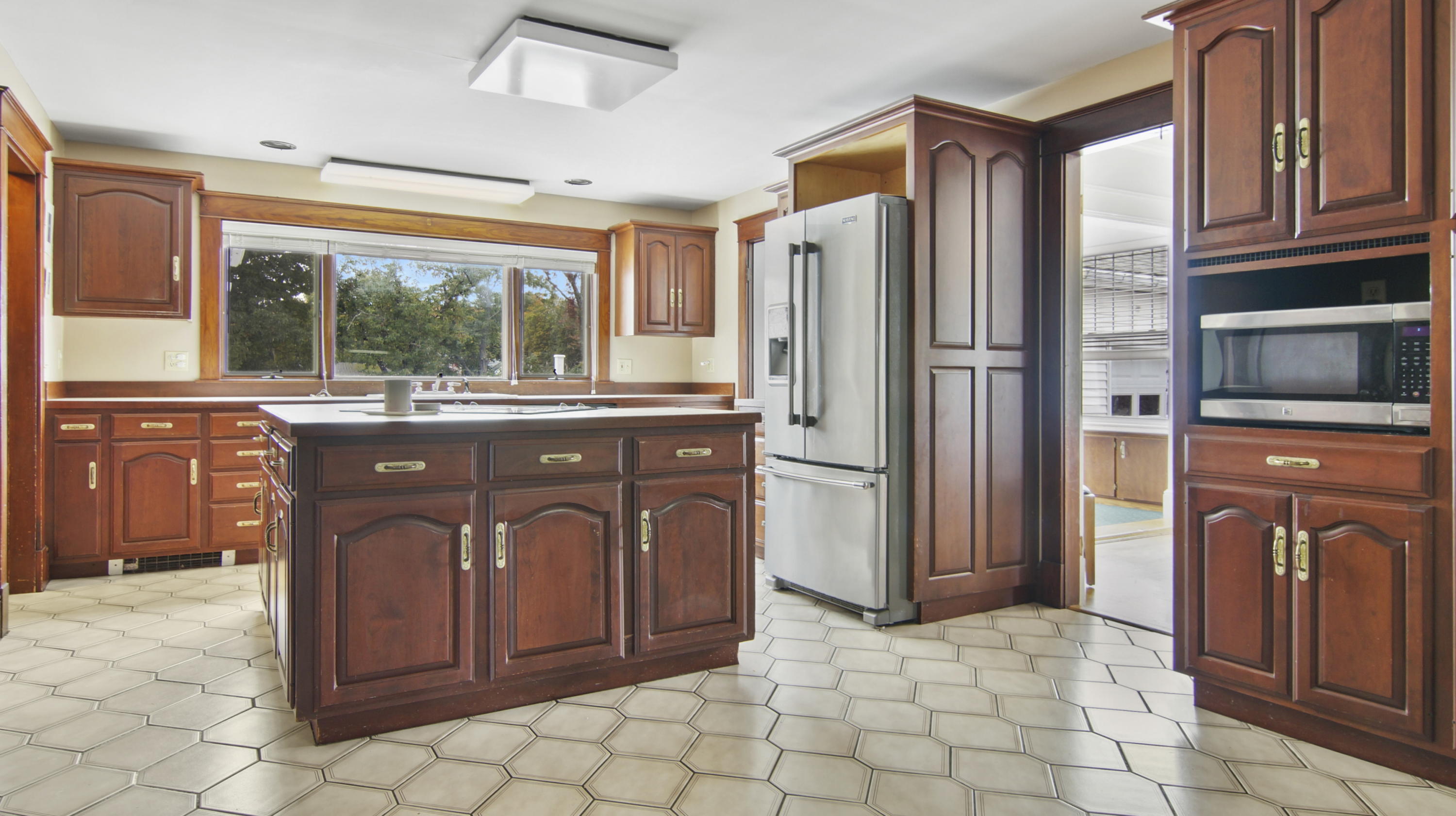 18 Oak Street Springvale, ME 04083 - Photo 6 of 20 DSC07430