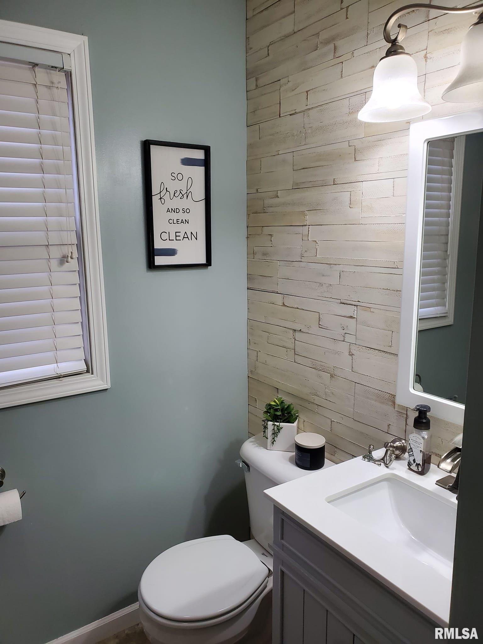 1736 Homewood Avenue Springfield, IL 62704 - Photo 7 of 10