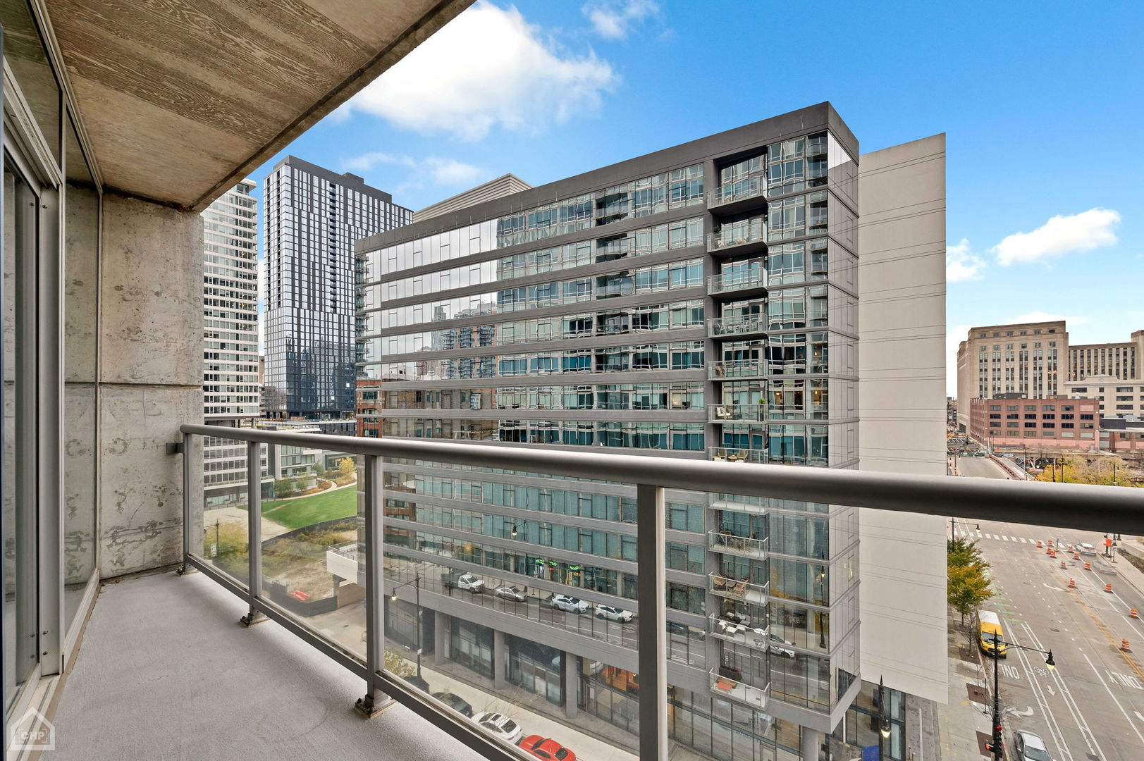 611 South Wells Street, Unit 904 Chicago, IL 60607 - Photo 15 of 17 a view of balcony with window