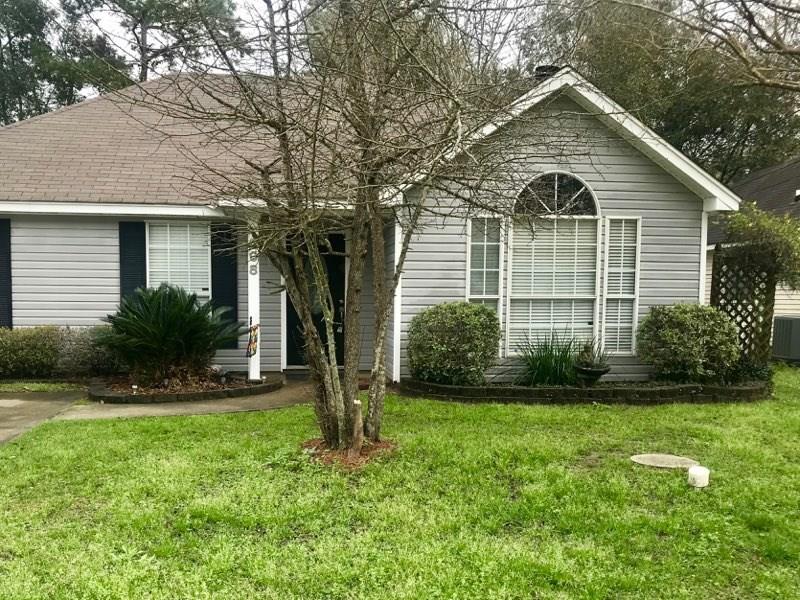 608 Dean Street Mandeville, LA 70448 - Photo 3 of 23