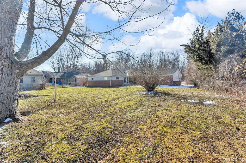 3318 Metcalf Road Fort Gratiot, MI 48059 - Photo 21 of 25 Gallery Image 21