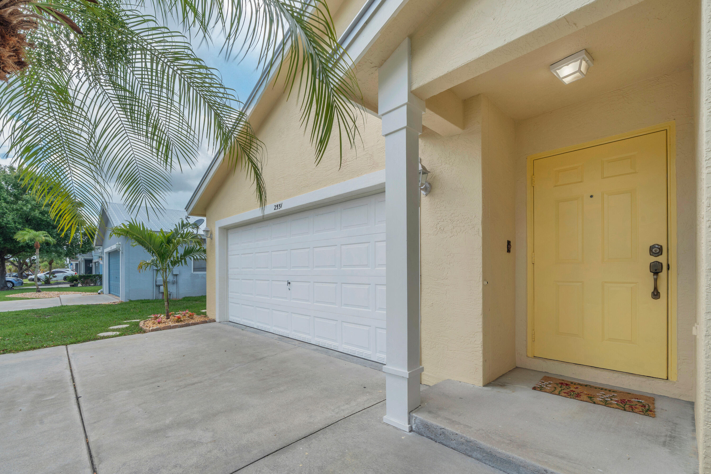 2551 Southwest Riviera Road Stuart, FL 34997 - Photo 7 of 77 1 Exteriors (6)