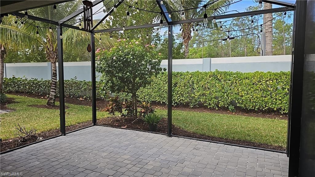 2305 Ariane Drive Naples, FL 34112 - Photo 22 of 40