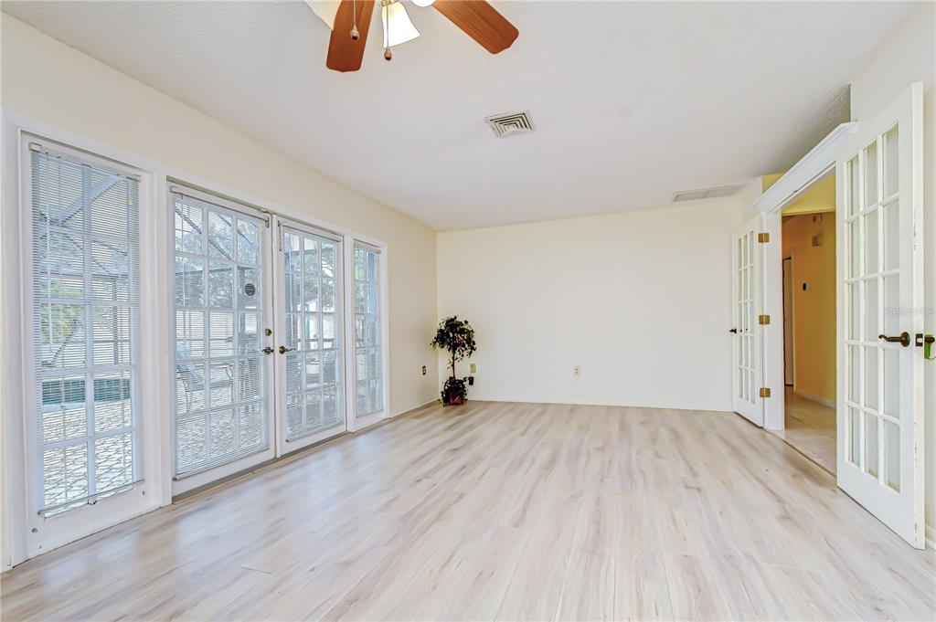 11875 92nd Way North Largo, FL 33773 - Photo 17 of 36