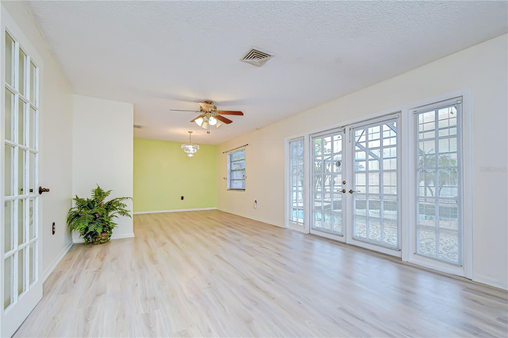 11875 92nd Way North Largo, FL 33773 - Photo 21 of 36