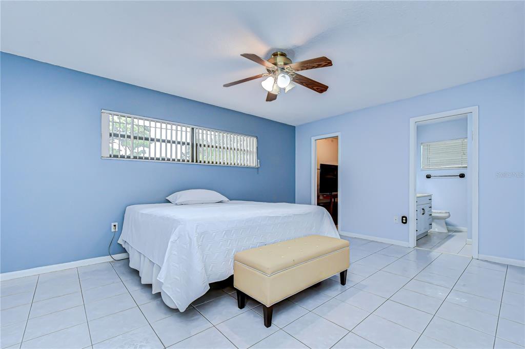 11875 92nd Way North Largo, FL 33773 - Photo 22 of 36