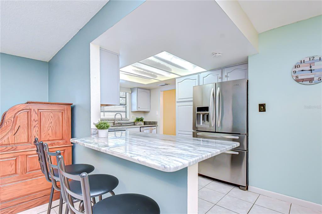 11875 92nd Way North Largo, FL 33773 - Photo 7 of 36