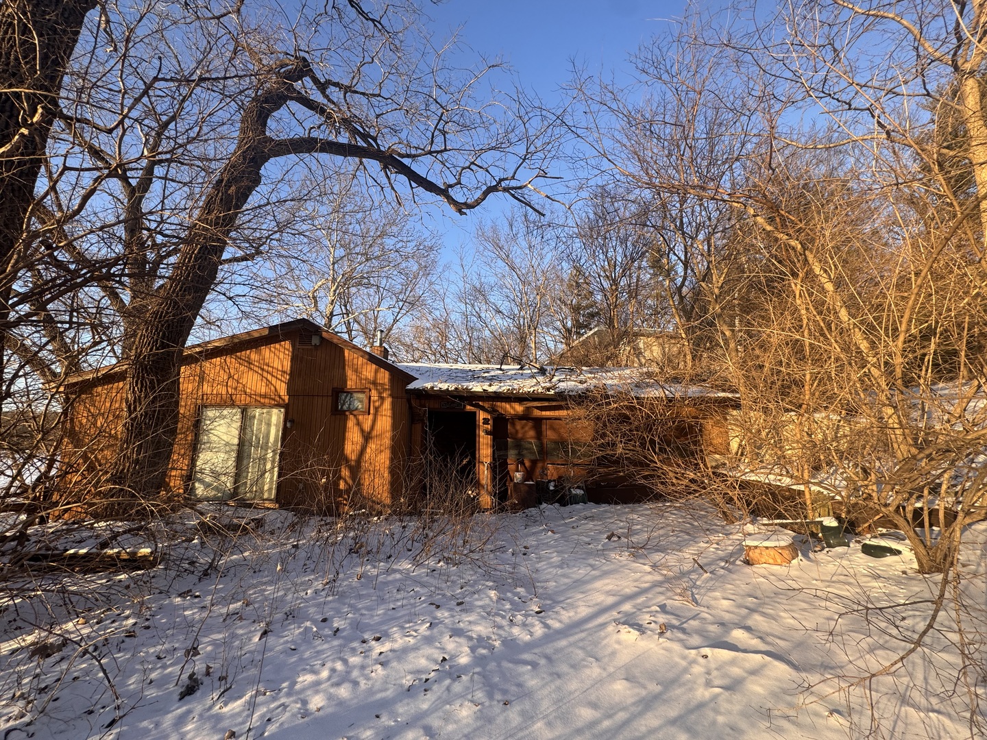 2 Sycamore Bay Lacon, IL 61540 - Photo 1 of 5