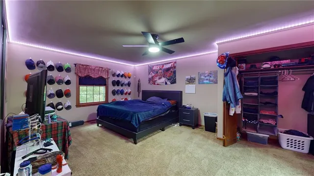 $365,000 | 2200 Northeast Parkway, St. Joseph, MO 64506