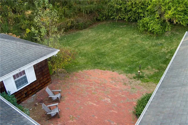 $365,000 | 2200 Northeast Parkway, St. Joseph, MO 64506