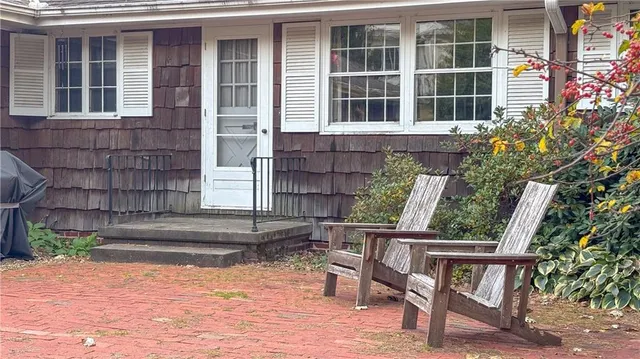 $365,000 | 2200 Northeast Parkway, St. Joseph, MO 64506