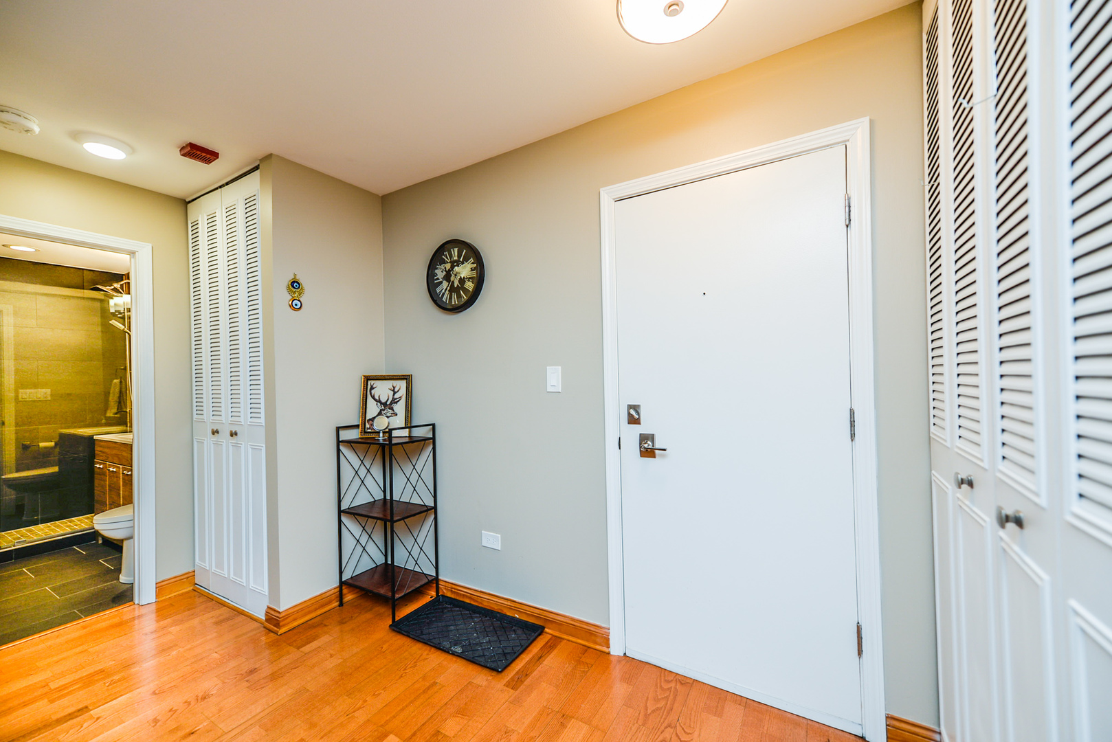 280 North Westgate Road, Unit 128 Mount Prospect, IL 60056 - Photo 14 of 29 a view of a room with gym equipment