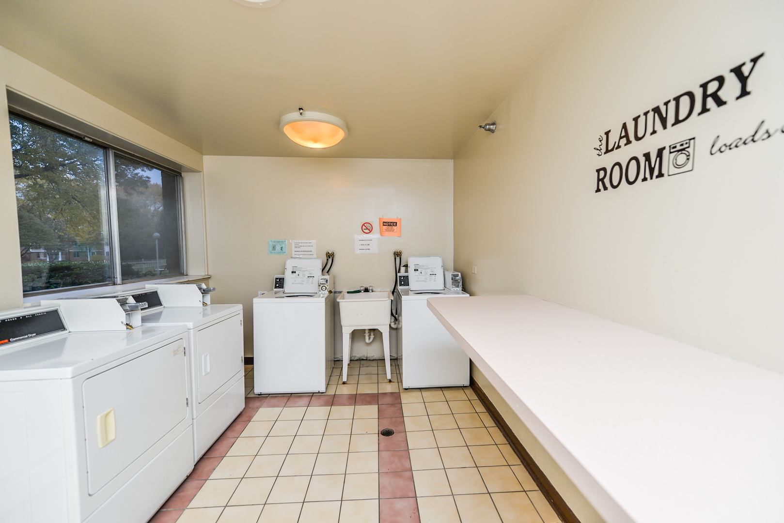 280 North Westgate Road, Unit 128 Mount Prospect, IL 60056 - Photo 25 of 29 a room with storage and utility