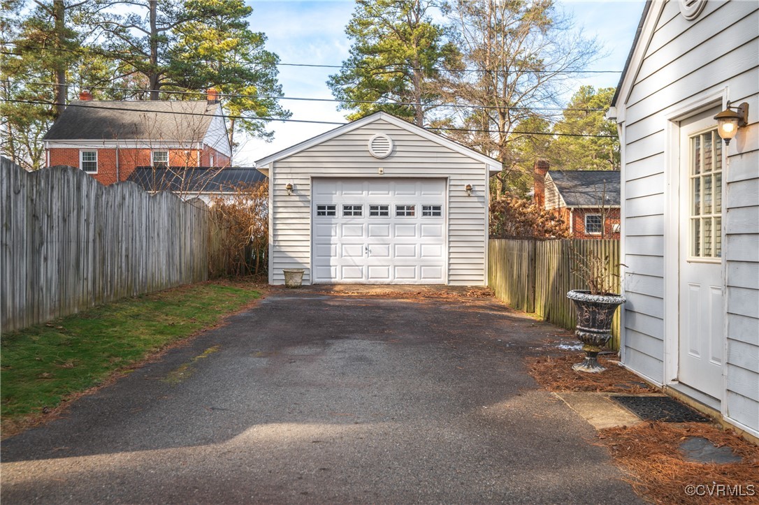 1012 Pine Ridge Road Richmond, VA 23226 - Photo 34 of 36 Gallery Image 34