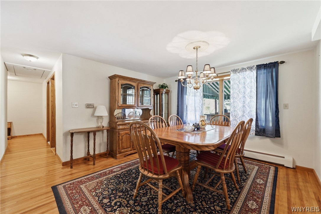 12 Beverly Drive Evans, NY 14006 - Photo 6 of 41 Dining room