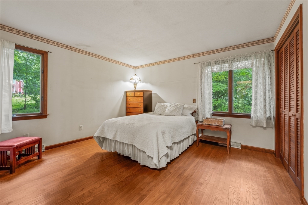 8 Chestnut Hill Road Wilbraham, MA 01095 - Photo 17 of 42
