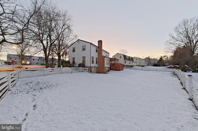 $575,000 | 11114 Lake Arbor Way, Bowie, MD 20721