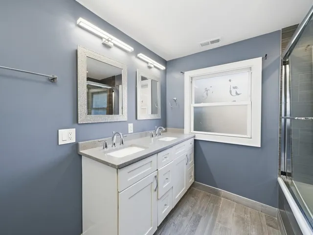 $549,900 | 10618 Mason Avenue, Chicago Ridge, IL 60415