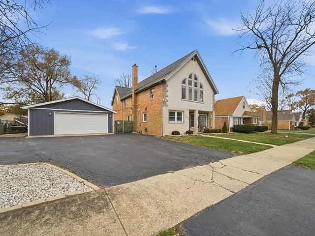 $549,900 | 10618 Mason Avenue, Chicago Ridge, IL 60415